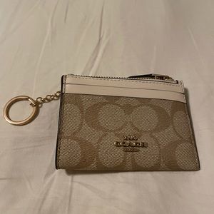 Coach ID Wallet